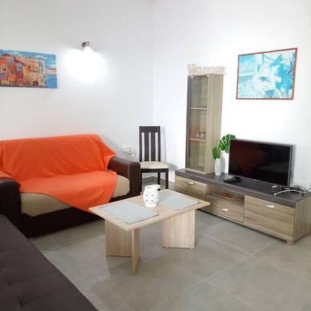 Downtown Apartment With Private Parking Rhodes City Extérieur photo