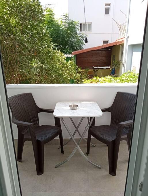 Downtown Apartment With Private Parking Rhodes City Extérieur photo